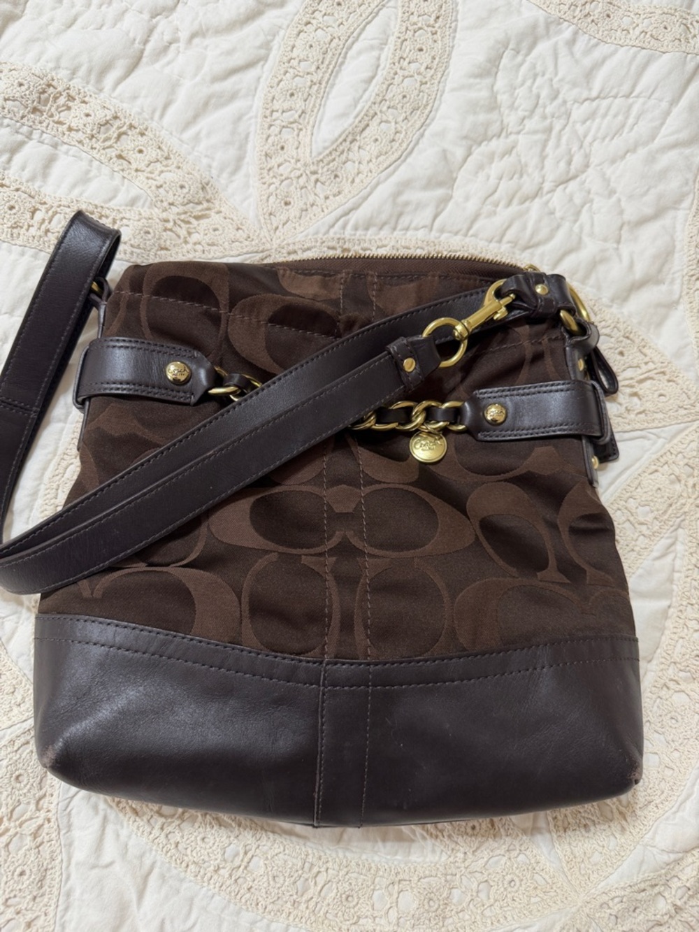 Coach Chocolate Brown Signature Sateen Leather Shoulder/Crossbody GoldTone Chain - Picture 13 of 15